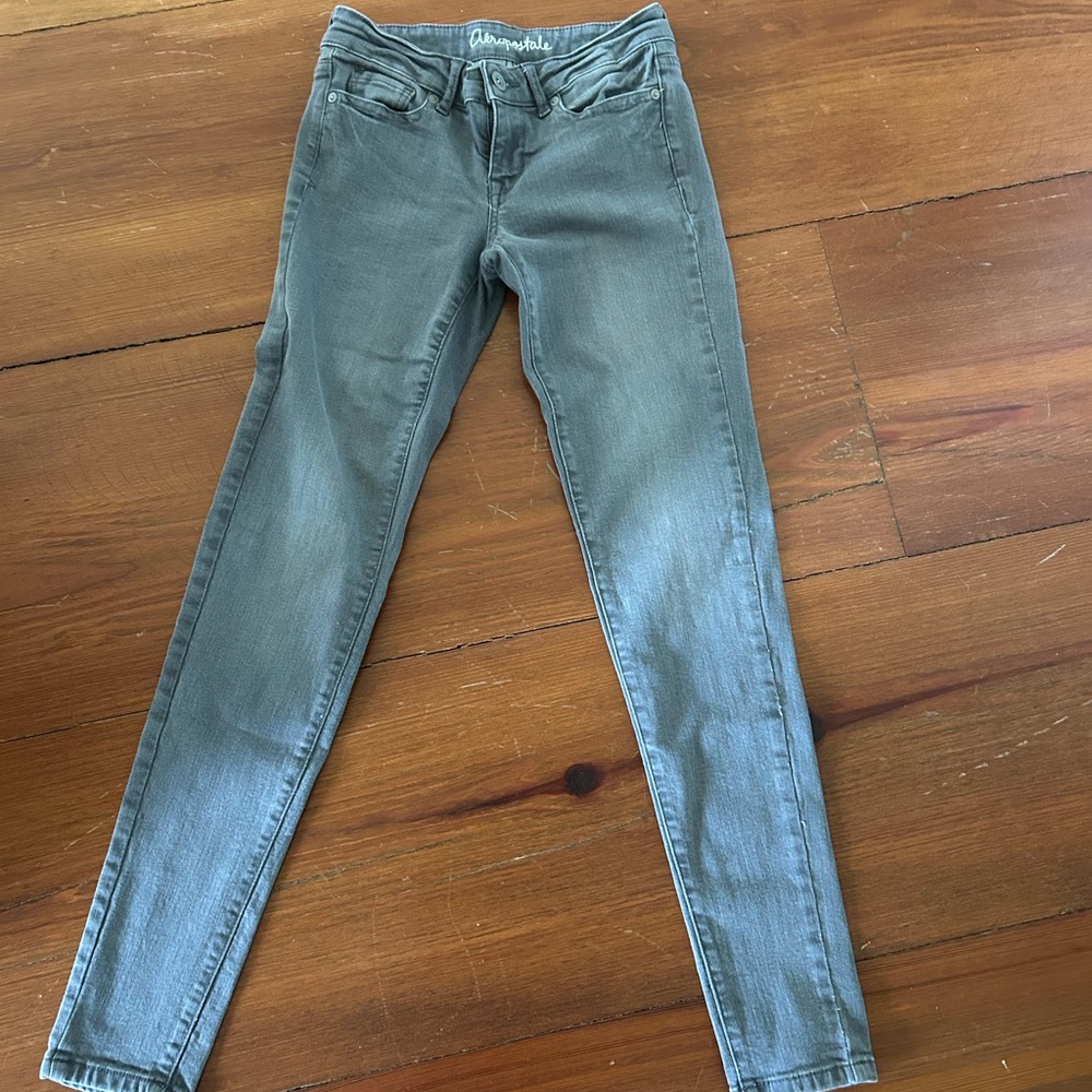 Lola Gray Skinny Jeans Classic Style